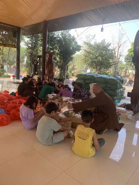 Chùa Suối Pháp - Tây Ninh: Hoàn thiện mô hình tiểu cảnh đón xuân Giáp Thìn