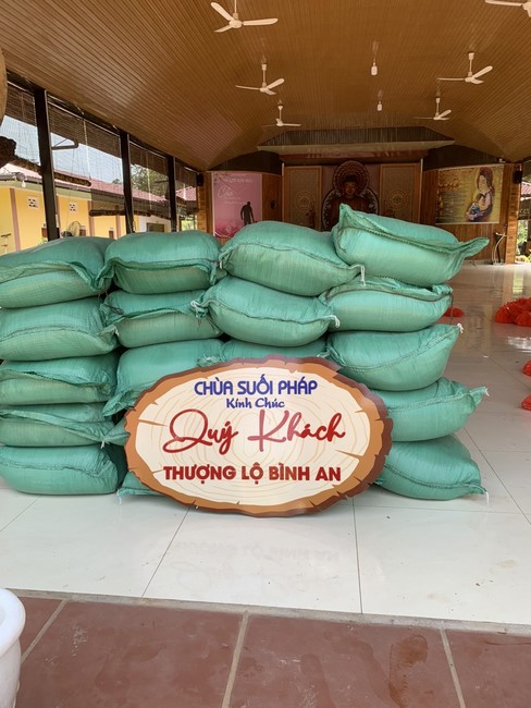 Chùa Suối Pháp - Tây Ninh: Hoàn thiện mô hình tiểu cảnh đón xuân Giáp Thìn