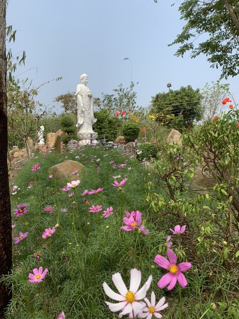 Chùa Suối Pháp - Tây Ninh: Hoàn thiện mô hình tiểu cảnh đón xuân Giáp Thìn