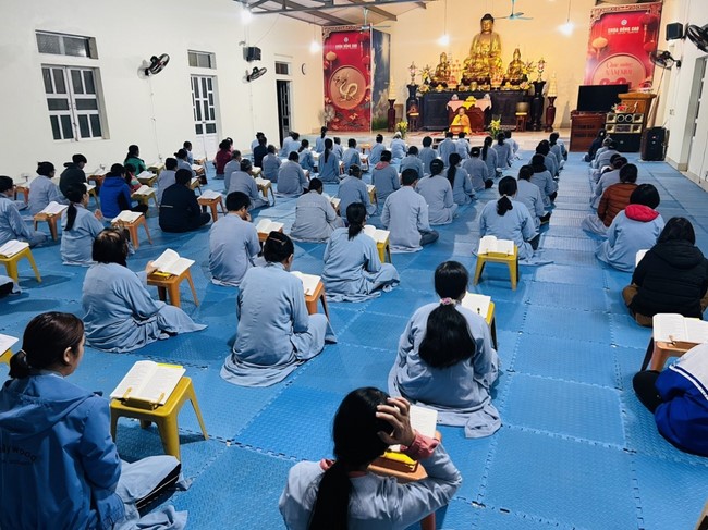 Repentant Ceremony on Jan. 29th, Year of the Dragon at Dong Cao pagoda, Thanh Hoa