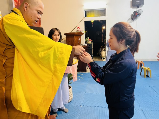 Repentant Ceremony on Jan. 29th, Year of the Dragon at Dong Cao pagoda, Thanh Hoa