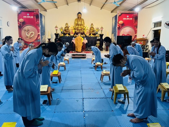 Repentant Ceremony on Jan. 29th, Year of the Dragon at Dong Cao pagoda, Thanh Hoa