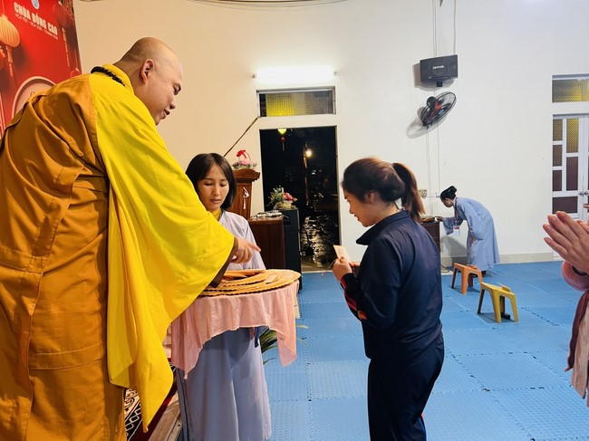 Repentant Ceremony on Jan. 29th, Year of the Dragon at Dong Cao pagoda, Thanh Hoa