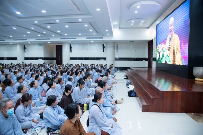 78th Dharma Light Program