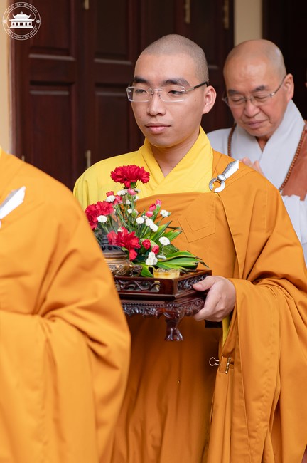 Visiting and preaching a Dharma talk at Hoang Phap pagoda of Ven. Pomnyun Sunim and Sr Giac Le Hieu