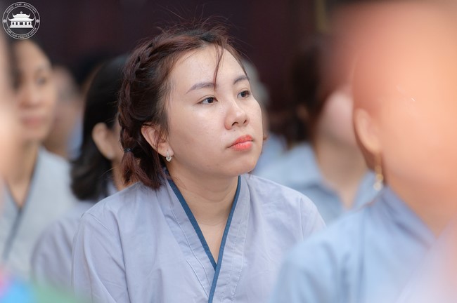 Visiting and preaching a Dharma talk at Hoang Phap pagoda of Ven. Pomnyun Sunim and Sr Giac Le Hieu