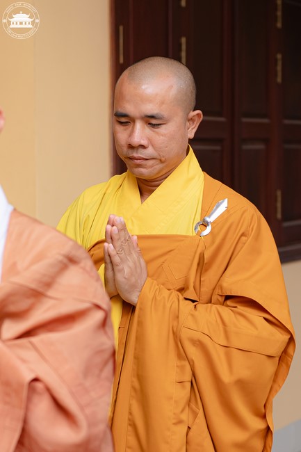 Visiting and preaching a Dharma talk at Hoang Phap pagoda of Ven. Pomnyun Sunim and Sr Giac Le Hieu
