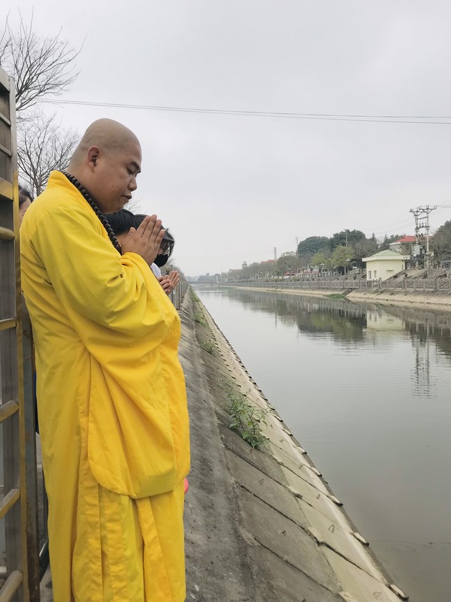One - Day Practice at Dong Cao pagoda, Thanh Hoa