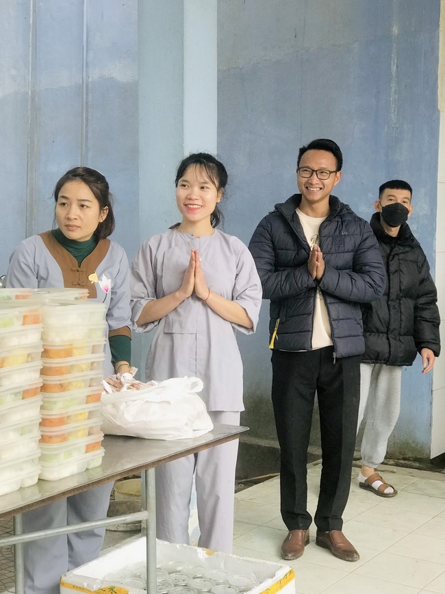 One - Day Practice at Dong Cao pagoda, Thanh Hoa