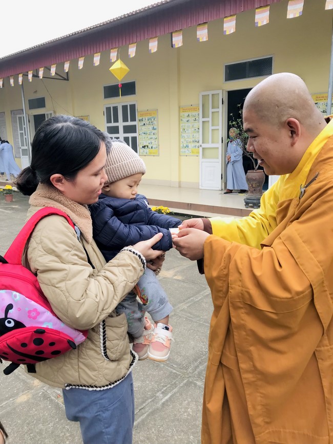 One - Day Practice at Dong Cao pagoda, Thanh Hoa