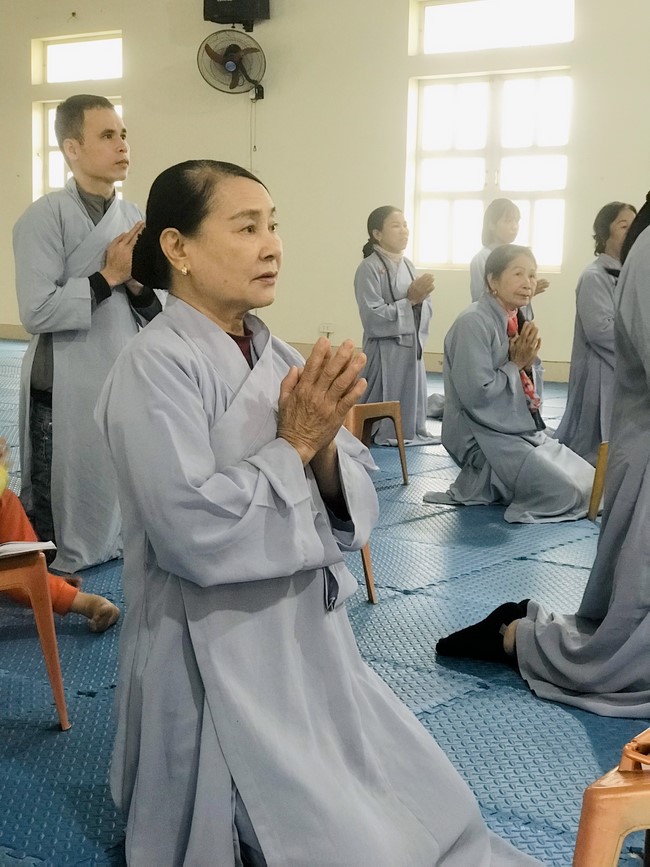 One - Day Practice at Dong Cao pagoda, Thanh Hoa