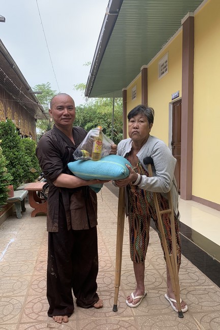 Repentance ceremony on Jan. 29th, Year of the Dragon at Suoi Phap Pagoda, Tay Ninh