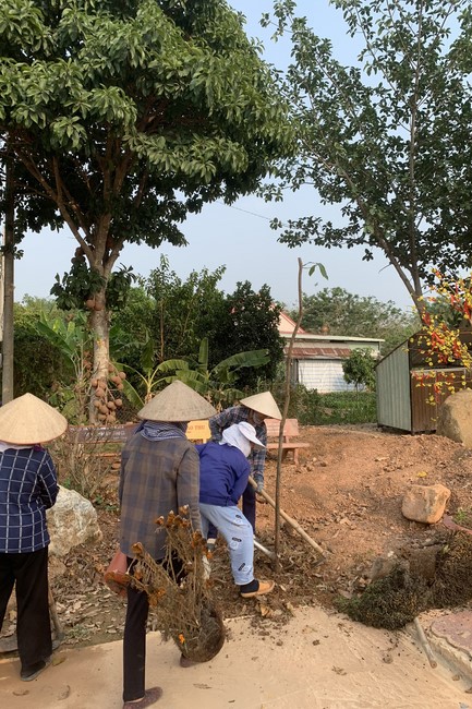 Repentance ceremony on Jan. 29th, Year of the Dragon at Suoi Phap Pagoda, Tay Ninh