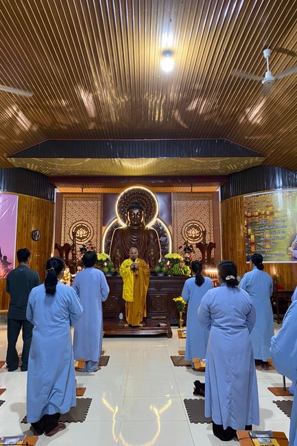 Repentance ceremony on Jan. 29th, Year of the Dragon at Suoi Phap Pagoda, Tay Ninh