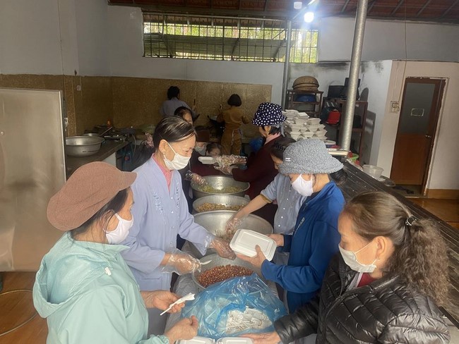 One-day peaceful Retreat at Tieu Dao pagoda - Quang Ninh