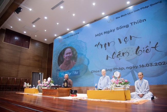 Khóa tu Một ngày sống thiền “Trọn vẹn nhận biết” cùng thầy Pháp Nhật