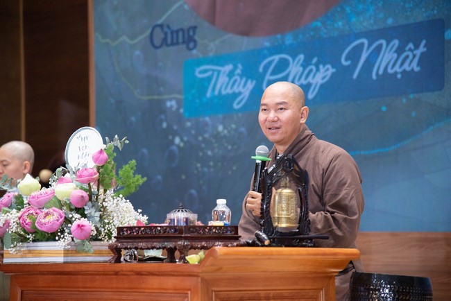 Khóa tu Một ngày sống thiền “Trọn vẹn nhận biết” cùng thầy Pháp Nhật