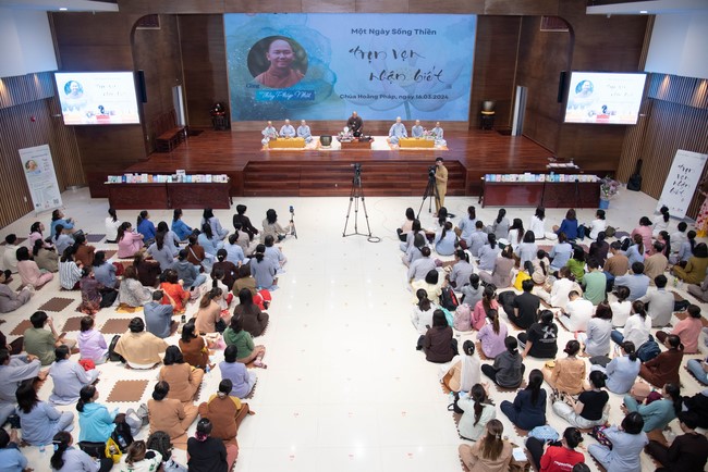 Khóa tu Một ngày sống thiền “Trọn vẹn nhận biết” cùng thầy Pháp Nhật