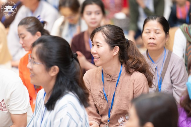 Khóa tu Một ngày sống thiền “Trọn vẹn nhận biết” cùng thầy Pháp Nhật