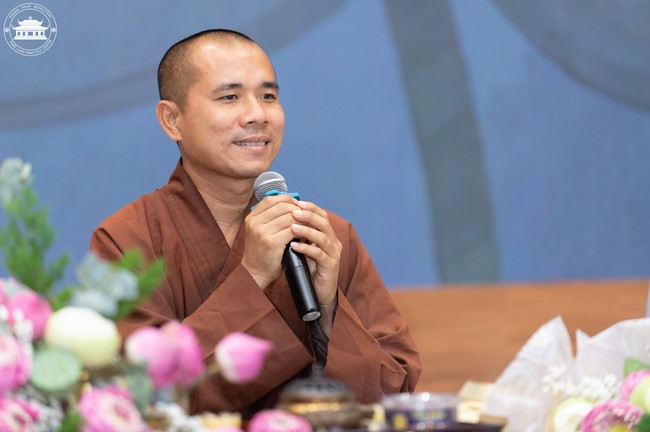 Khóa tu Một ngày sống thiền “Trọn vẹn nhận biết” cùng thầy Pháp Nhật