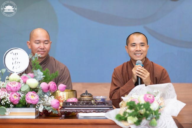 Khóa tu Một ngày sống thiền “Trọn vẹn nhận biết” cùng thầy Pháp Nhật