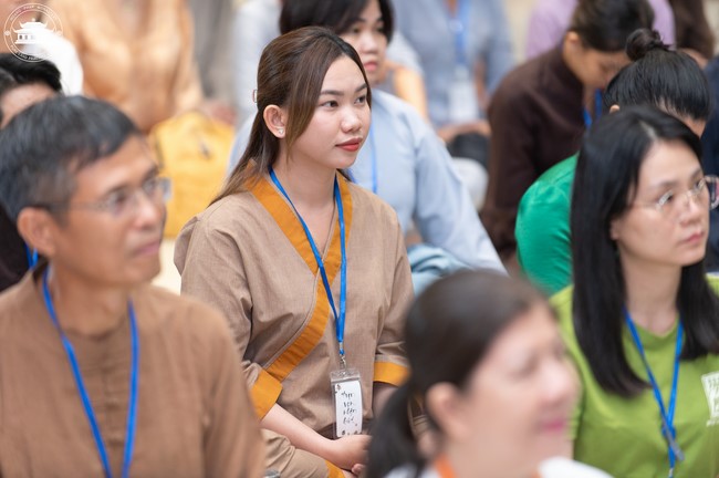 Khóa tu Một ngày sống thiền “Trọn vẹn nhận biết” cùng thầy Pháp Nhật