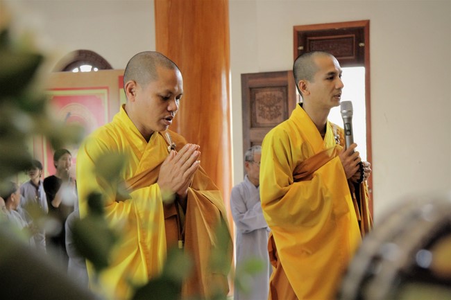 One-Day Practice at Giai Lam Pagoda - Ha Tinh