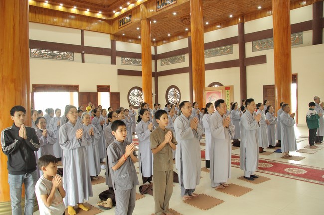 One-Day Practice at Giai Lam Pagoda - Ha Tinh