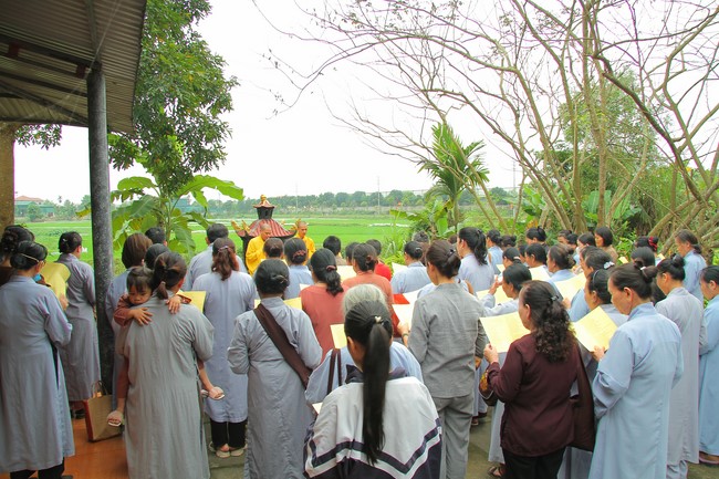 One-Day Practice at Giai Lam Pagoda - Ha Tinh