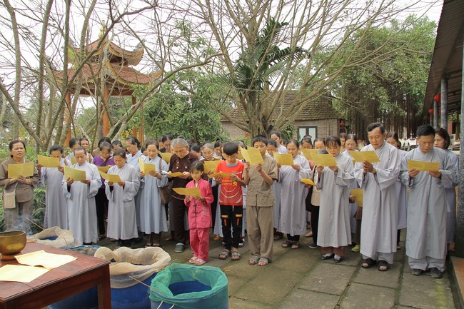 One-Day Practice at Giai Lam Pagoda - Ha Tinh