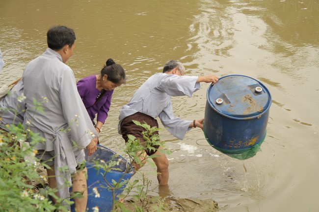 One-Day Practice at Giai Lam Pagoda - Ha Tinh