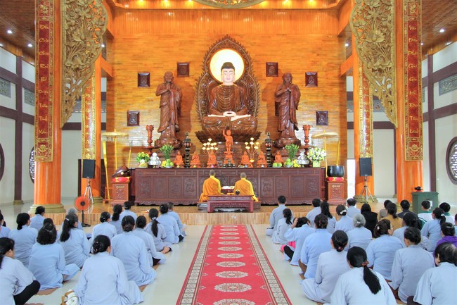 One-Day Practice at Giai Lam Pagoda - Ha Tinh
