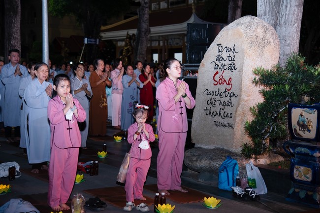 Repentant ceremony for Avalokitesvara Bodhisattva Titles