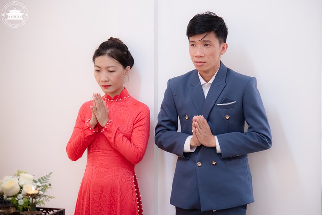 Wedding Ceremony at the pagoda