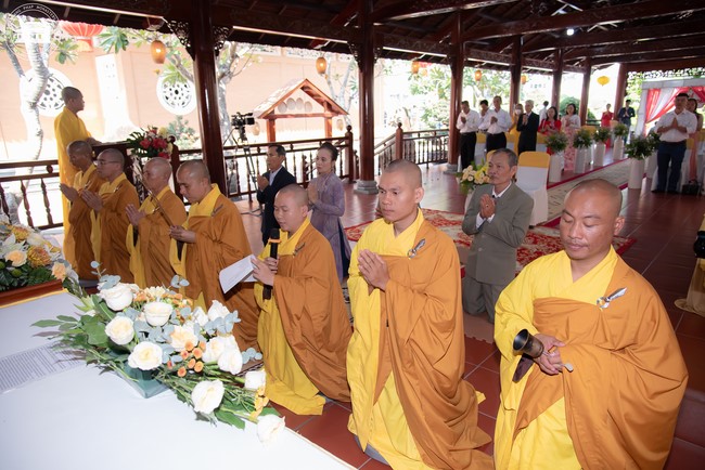 Wedding Ceremony at the pagoda