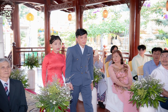 Wedding Ceremony at the pagoda