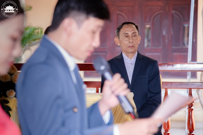 Wedding Ceremony at the pagoda