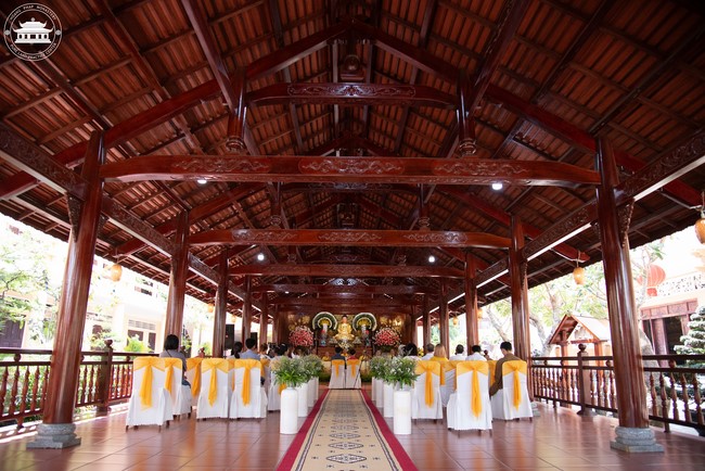 Wedding Ceremony at the pagoda