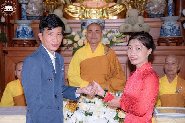 Wedding Ceremony at the pagoda