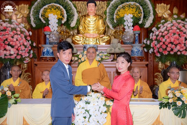Wedding Ceremony at the pagoda