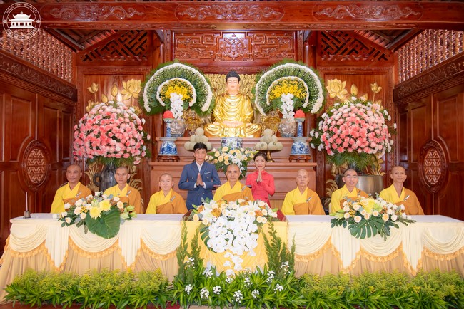 Wedding Ceremony at the pagoda