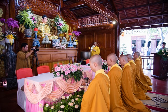 Wedding Ceremony at the pagoda