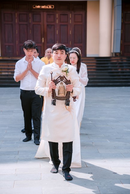 Wedding Ceremony at the pagoda