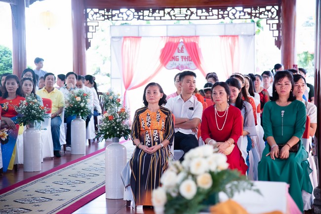 Wedding Ceremony at the pagoda
