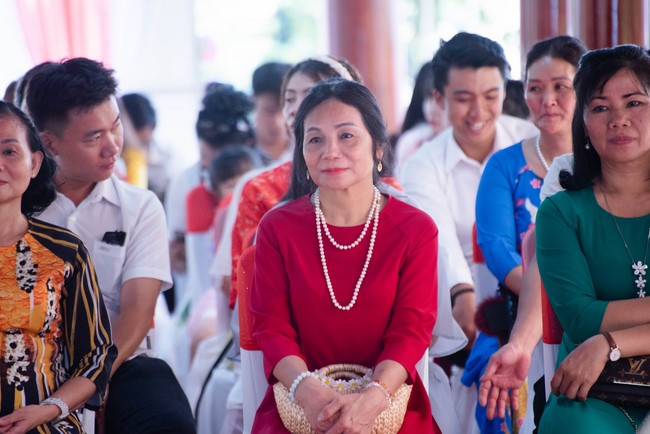Wedding Ceremony at the pagoda