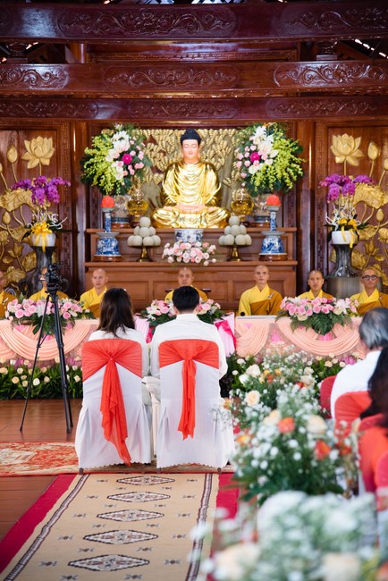 Wedding Ceremony at the pagoda