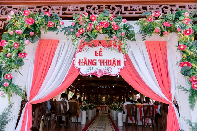 Wedding Ceremony at the pagoda