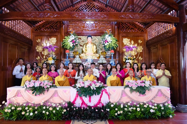 Wedding Ceremony at the pagoda