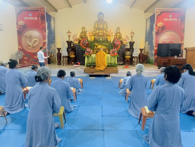 Repentant Ceremony, Taking Three-Jewel Refuge, commemoration of Shakyamuni Buddha of entering Nirvana at Dong Cao pagoda, Thanh Hoa