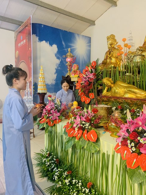 Repentant Ceremony, Taking Three-Jewel Refuge, commemoration of Shakyamuni Buddha of entering Nirvana at Dong Cao pagoda, Thanh Hoa